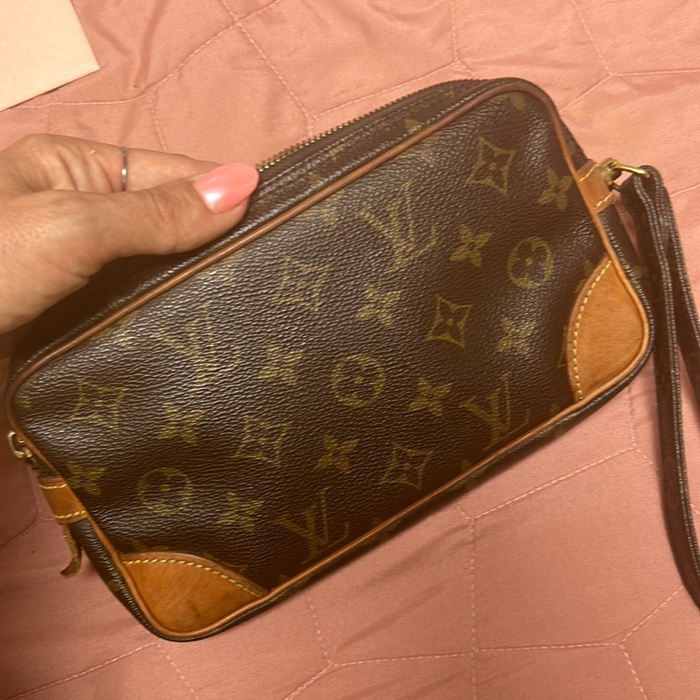 COPY - ❤️AUTHENTIC Marley Louis Vuitton
